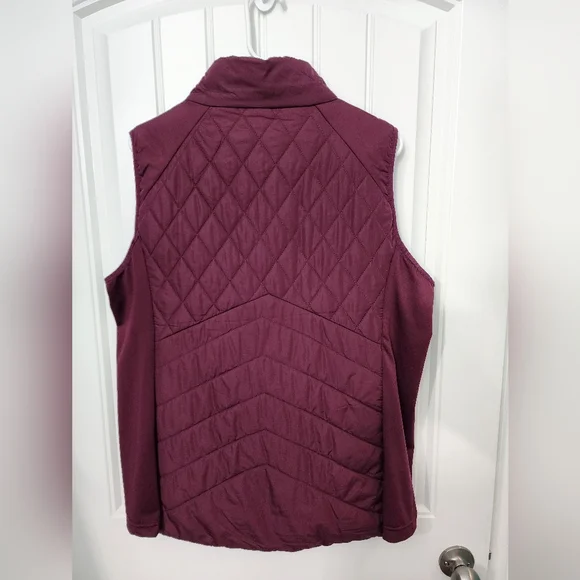 Maurices Solid Zipper Front Vest in Deep Burgundy, Size XXL - Picture 4 of 4
